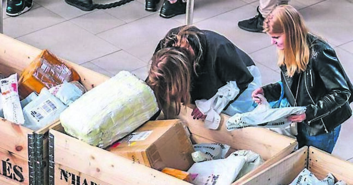 Mystery package shop to open in Cork shopping centre for six days