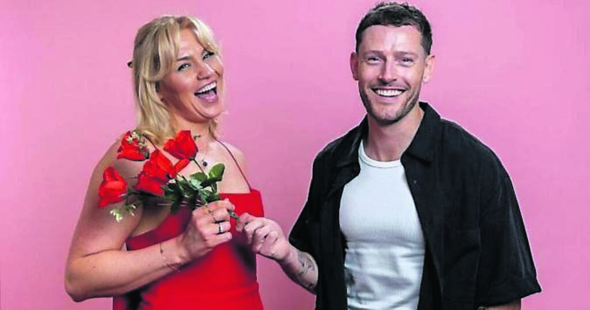 Cork singleton Richie woos Dublin pole dancer