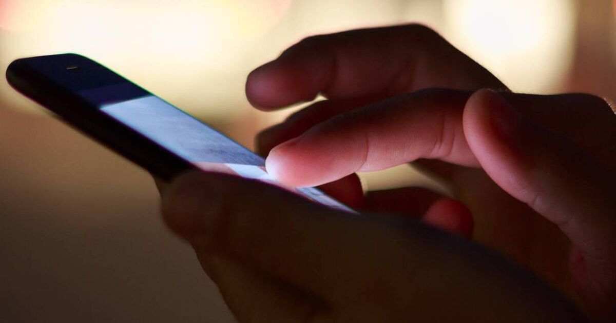 Trevor Laffan: 9 signs you have nomophobia