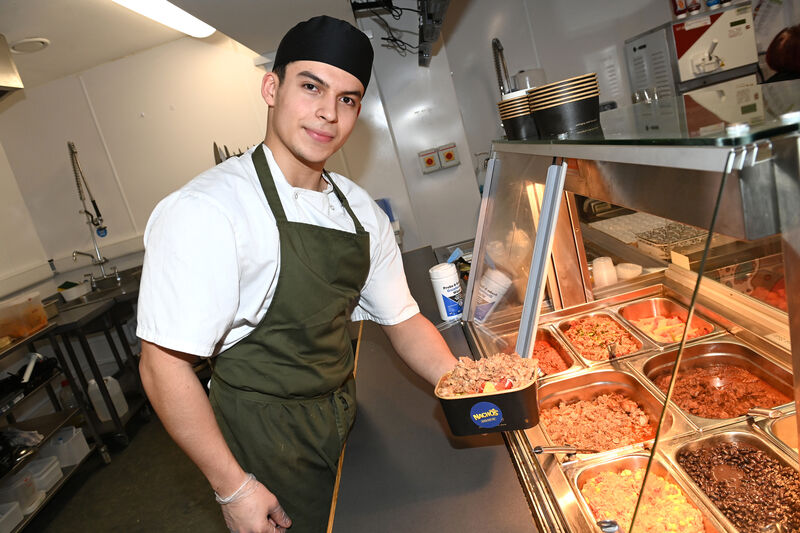  Chef Brandon Ramirez at Nachos, the new Mexican street food outlet located at 57, Main Street, Midleton. Picture:  Larry Cummins