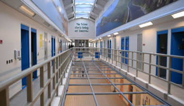 Tattoo gives away armed man who robbed same shop in Cork twice