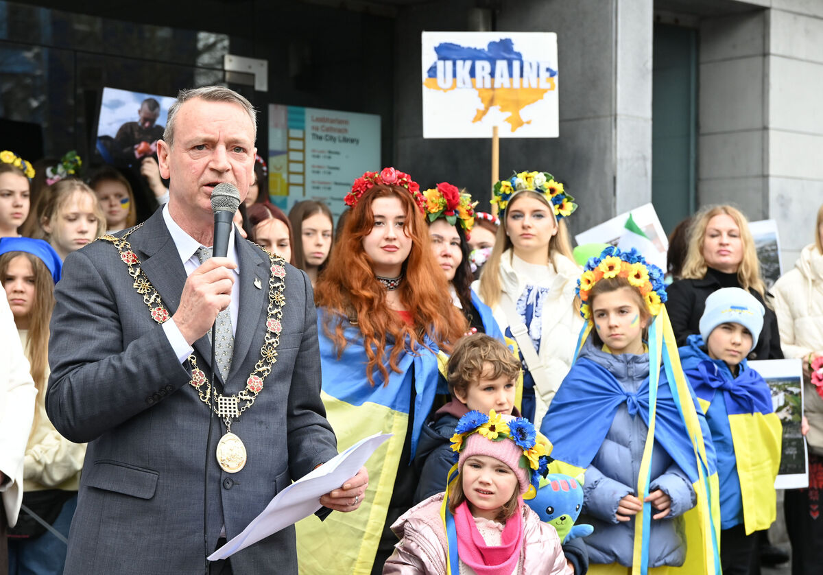 Lord Mayor Fergal Dennehy speaking at Sunday's  rally in Cork in support of Ukraine to mark the fourth anniversary of Russia's invasion. Picture: Eddie O'Hare