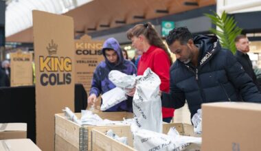 Mystery ‘lost packages’ up for grabs today at pop-up store in Cork shopping centre