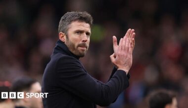Michael Carrick applauds the Manchester United supporters after the victory over Manchester City on 17 January