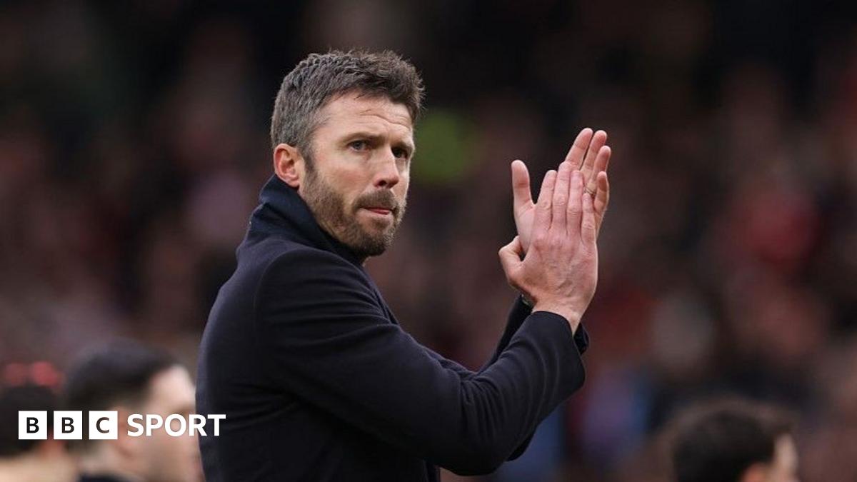 Michael Carrick applauds the Manchester United supporters after the victory over Manchester City on 17 January