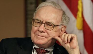 Buffett explains why he’s keeping $180B in cash — and how investors can diversify beyond the stock market