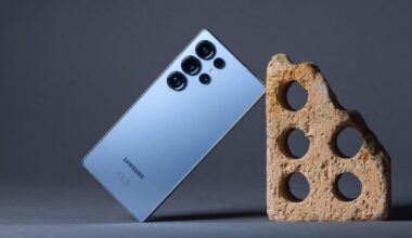 Image of a blue Samsung phone