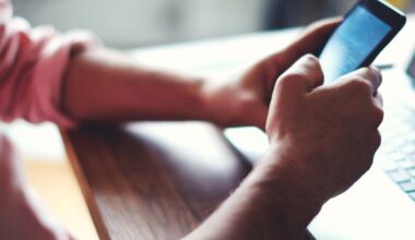 BlueBird 6 Deployment Puts AST SpaceMobile Execution And Valuation In Focus