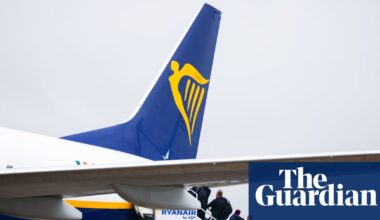 Airlines should tell UK customers the carbon impact of flights, watchdog says | Airline industry