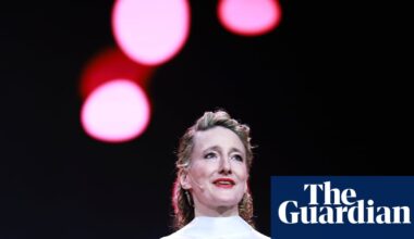 Hundreds of film-makers back Berlinale director in row over winners’ Gaza comments | Berlin film festival