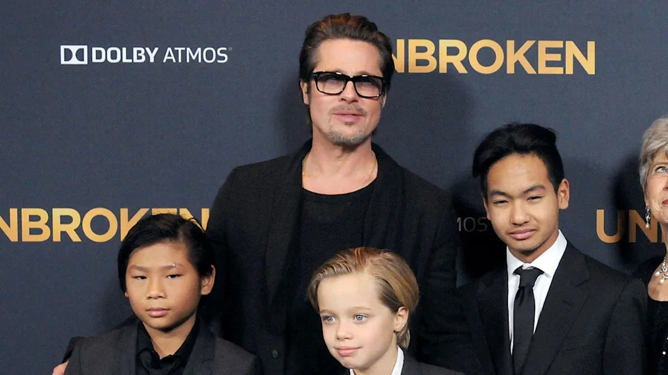 Pax Thien Jolie-Pitt, Shiloh Nouve Jolie-Pitt, actor Brad Pitt, Maddox Jolie Pitt, Jane Pitt and William Pitt attend the premiere of 'Unbroken' at TCL Chinese Theatre IMAX on December 15, 2014 in Hollywood, California.