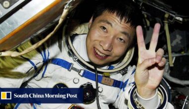 China’s first man in space Yang Liwei officially retires from active duty