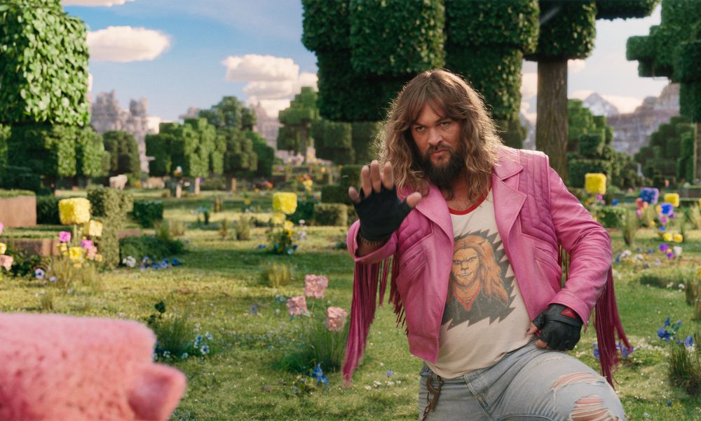 Jason Momoa will star in upcoming Helldivers film adaptation