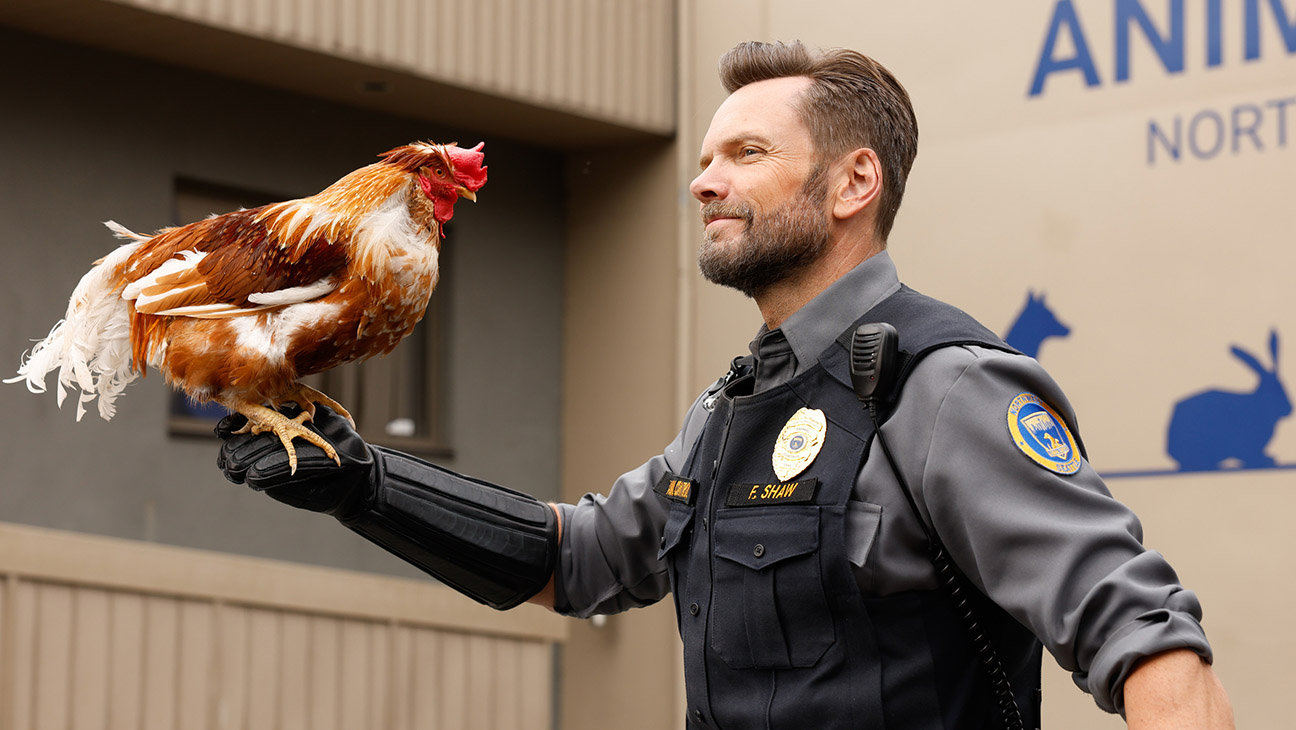 Joel McHale in the Roosters and Moles episode of Animal Control