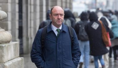 Kenny Jacobs agrees to €480,000 DAA settlement, half his September deal – The Irish Times