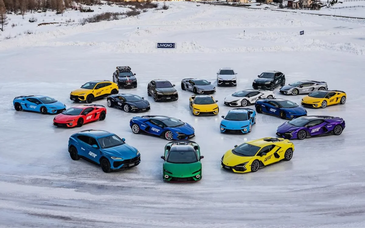 Lamborghini Accademia Neve transforms Livigno into spectacular ice driving stage