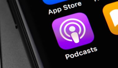 Apple takes aim at YouTube, Spotify, launches video podcasting