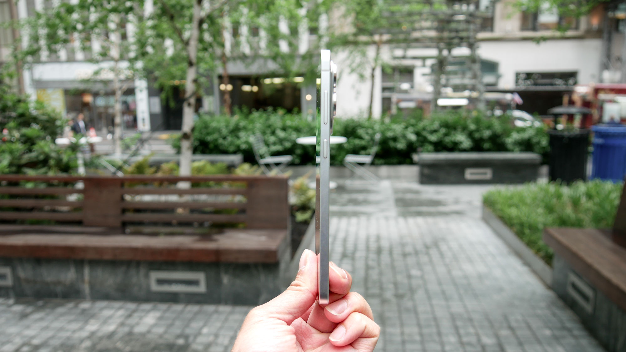 Samsung Galaxy S25 Edge review.