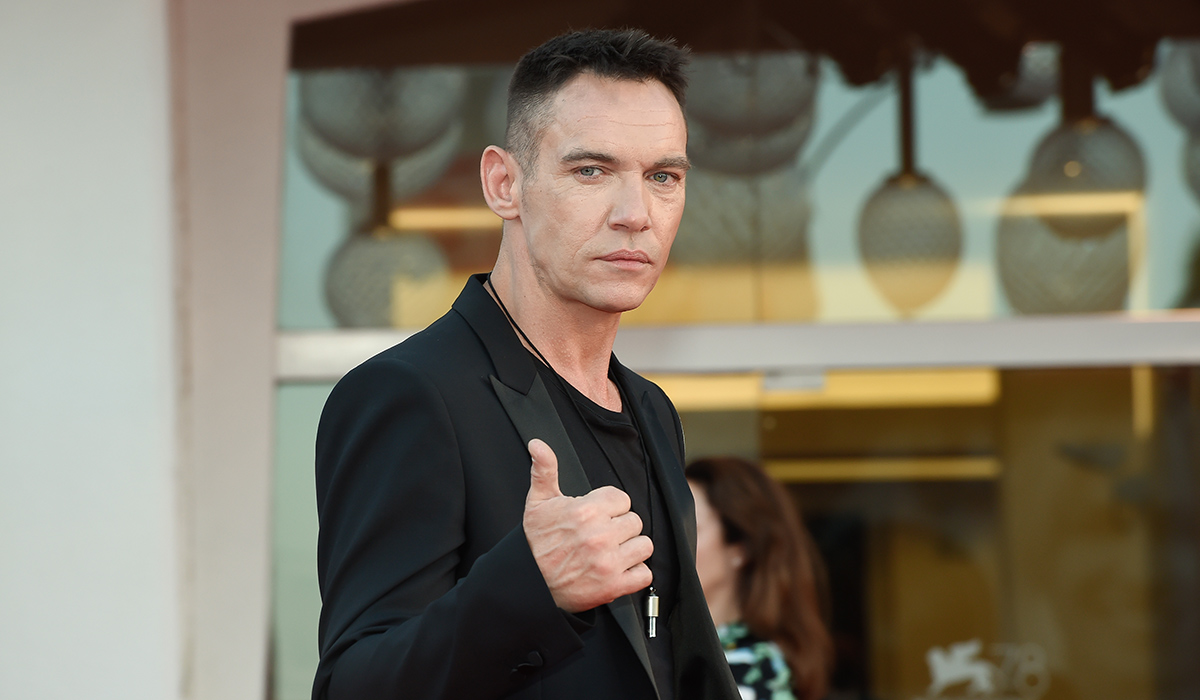 Actor Jonathan Rhys Meyers trades Hollywood for a quiet life on a farm