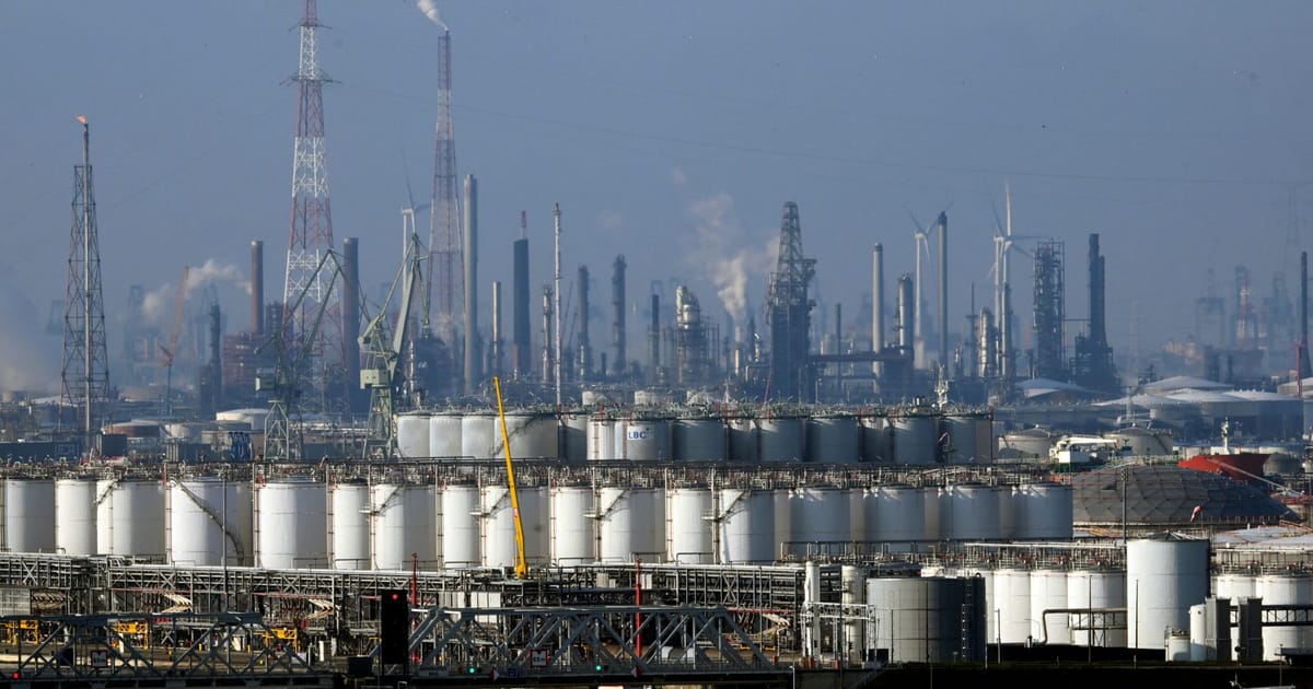 European chemical giants plot to weaken EU’s flagship climate policy – POLITICO