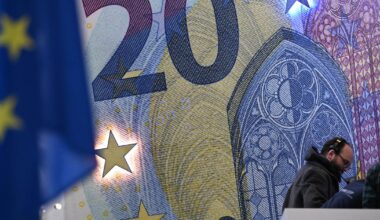 ECB keeps rates on hold, flags high uncertainty – POLITICO