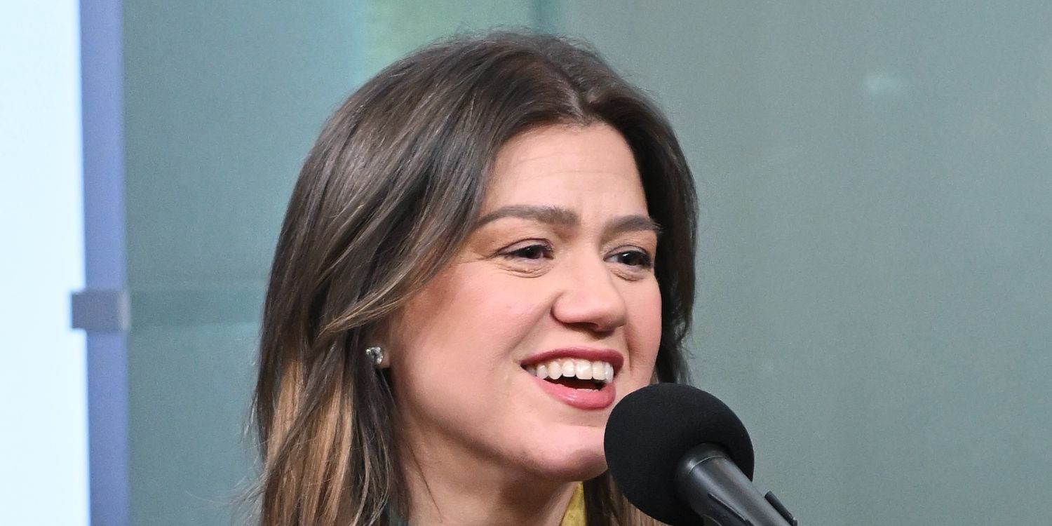 Kelly Clarkson Says Leaving Her Show For Her Kids Was an "Easy Decision"