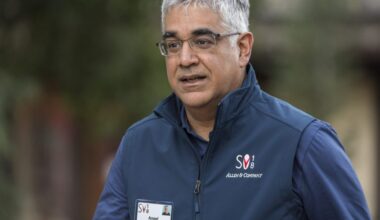 Workday lost $40 billion in value. A founder is back with a $139 million bet he can turn it around