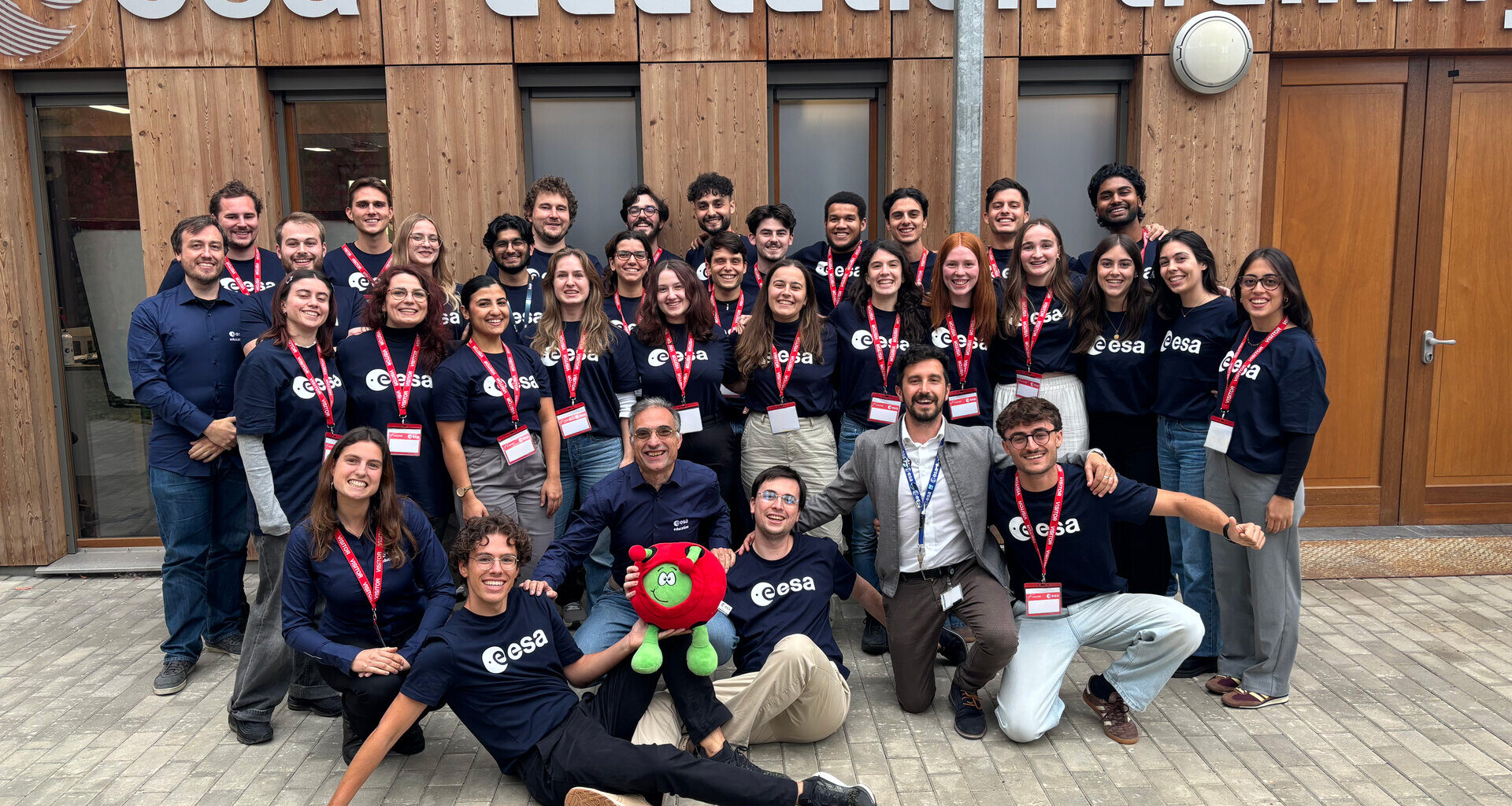 Group picture at ESEC‑Galaxia taken at the end of the Concurrent Engineering Workshop – 2025 edition