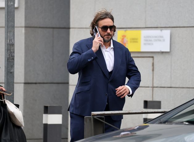 Spanish police file sets out alleged links between aristocrat’s Dublin fintech and drug cartel’s money laundering operation