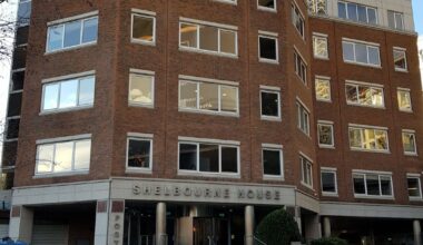 Private Irish investors closing in on knockdown €20m deal for Dublin 4 office block – The Irish Times