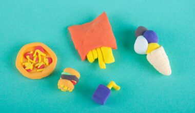 Study: Higher consumption of ultra-processed foods is associated with disordered eating symptoms and low-quality diet in adults with obesity. Image Credit: Inna Tarnavska / Shutterstock