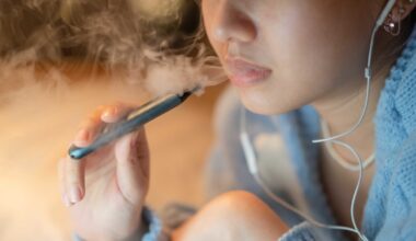 Almost 100 people die every week in Ireland of tobacco-related illnesses, say doctors – The Irish Times