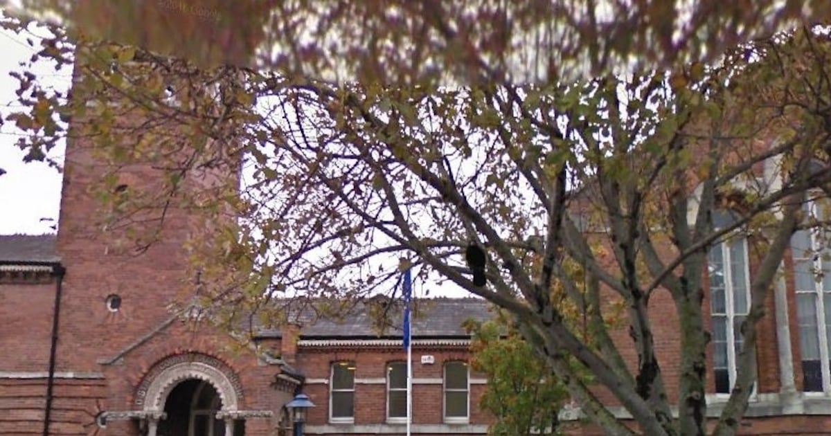 Chinese students beaten with crowbar left Ireland following vicious attack – The Irish Times