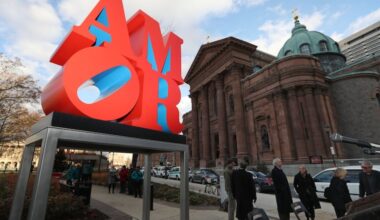 Robert Indiana’s celebrated sculpture AMOR (1998) at Sister Cities Park at 18th and the Benjamin Franklin Parkway.