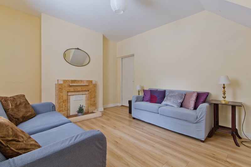 Existing livingroom to front of the house