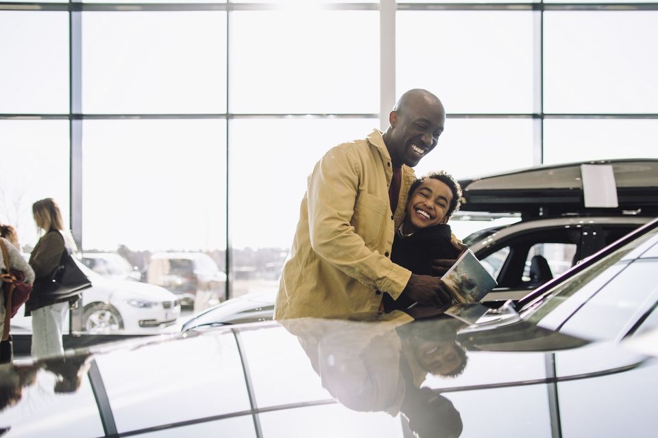 Reports show that drivers change their cars on average every five years. Photo: Getty