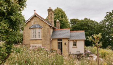 An inviting Hampshire cottage with a warm and layered interior by Max Rollitt