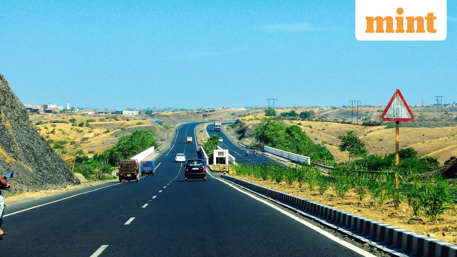 The BOT road auction room is about to get crowded soon