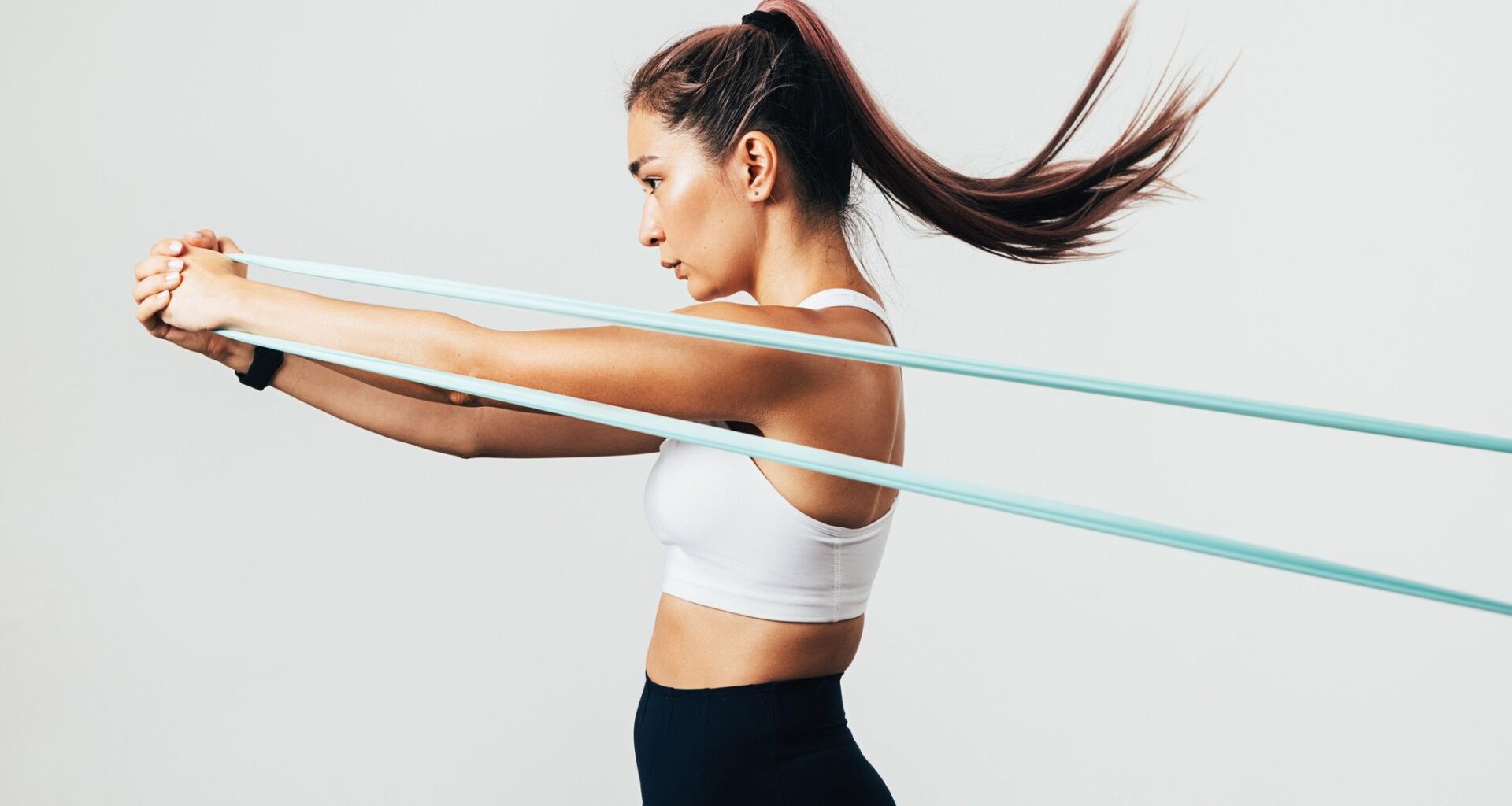 I teach mobility classes: 3 moves that open and strengthen your shoulders better than basic stretching