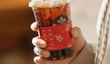 2-3 Coffee Cups or 1-2 Tea Cups Linked to Lower Dementia Risk - 조선일보