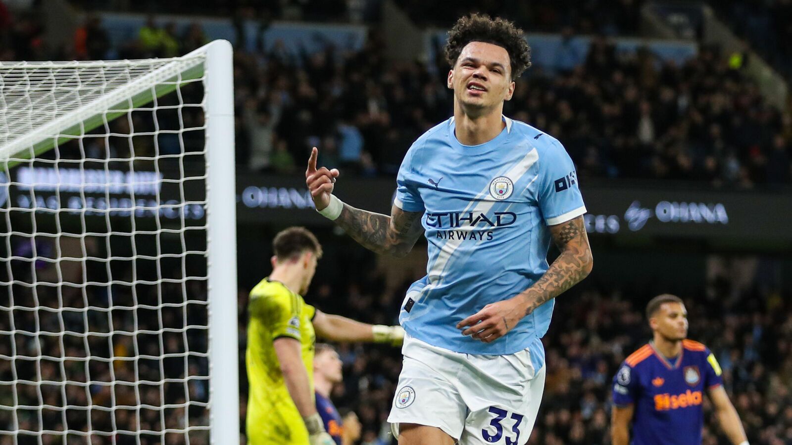Man City key title race advantage over Arsenal emerges as lead down to two points