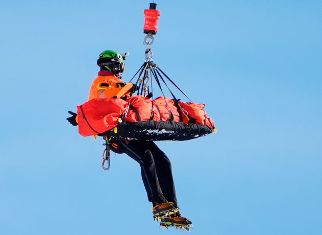 Lindsey Vonn airlifted off mountain after crashing in Olympic women’s downhill