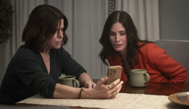 Neve Campbell , left, and Courteney Cox star in Paramount Pictures and Spyglass Media Group's Scream 7.