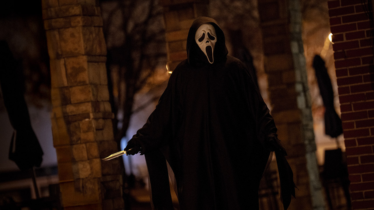 Ghostface in Scream 7.