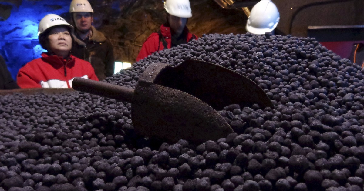 China to help Algeria reopen its Gara Djebilet mine, North Africa’s largest iron ore deposi