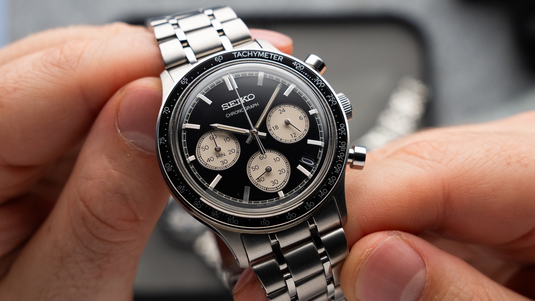 Seiko Mecha Quartz Vintage Chronograph 12