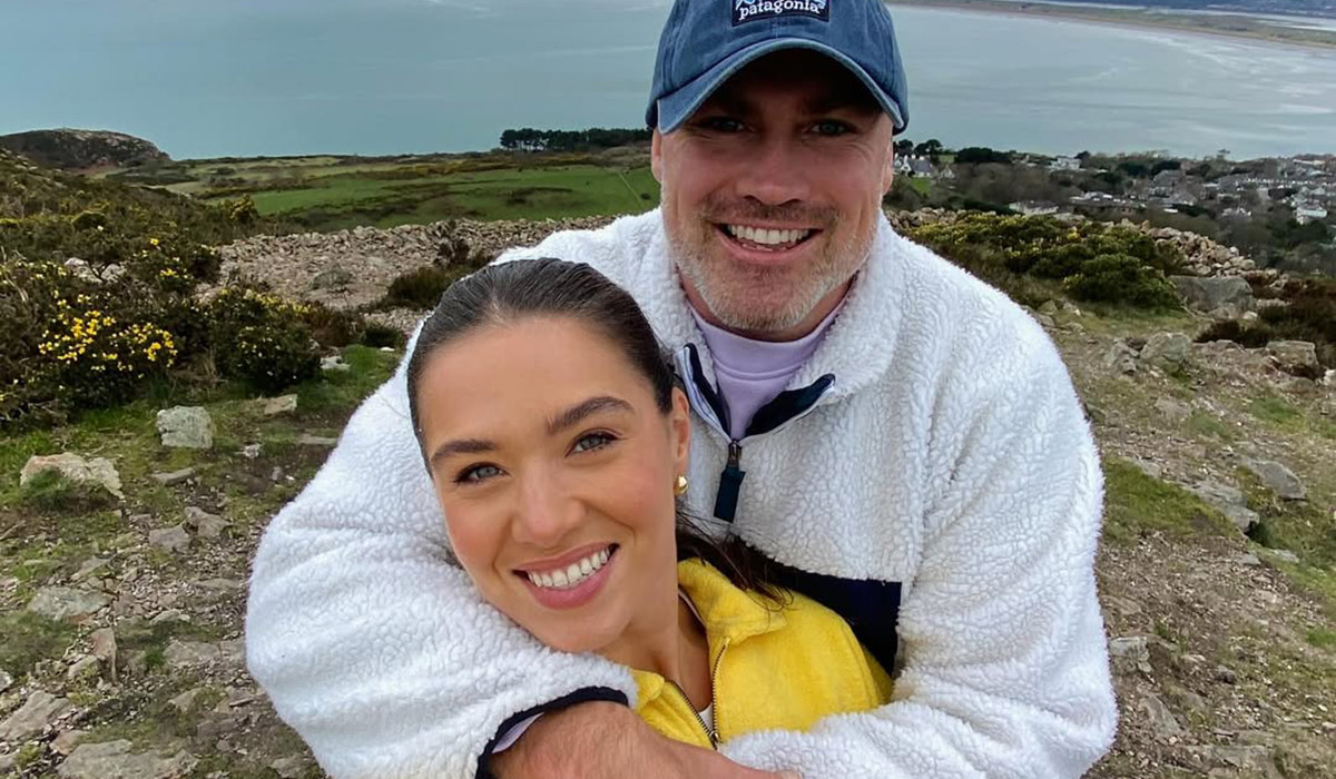 Everything to know about presenter and new mum Síomha Ní Ruairc