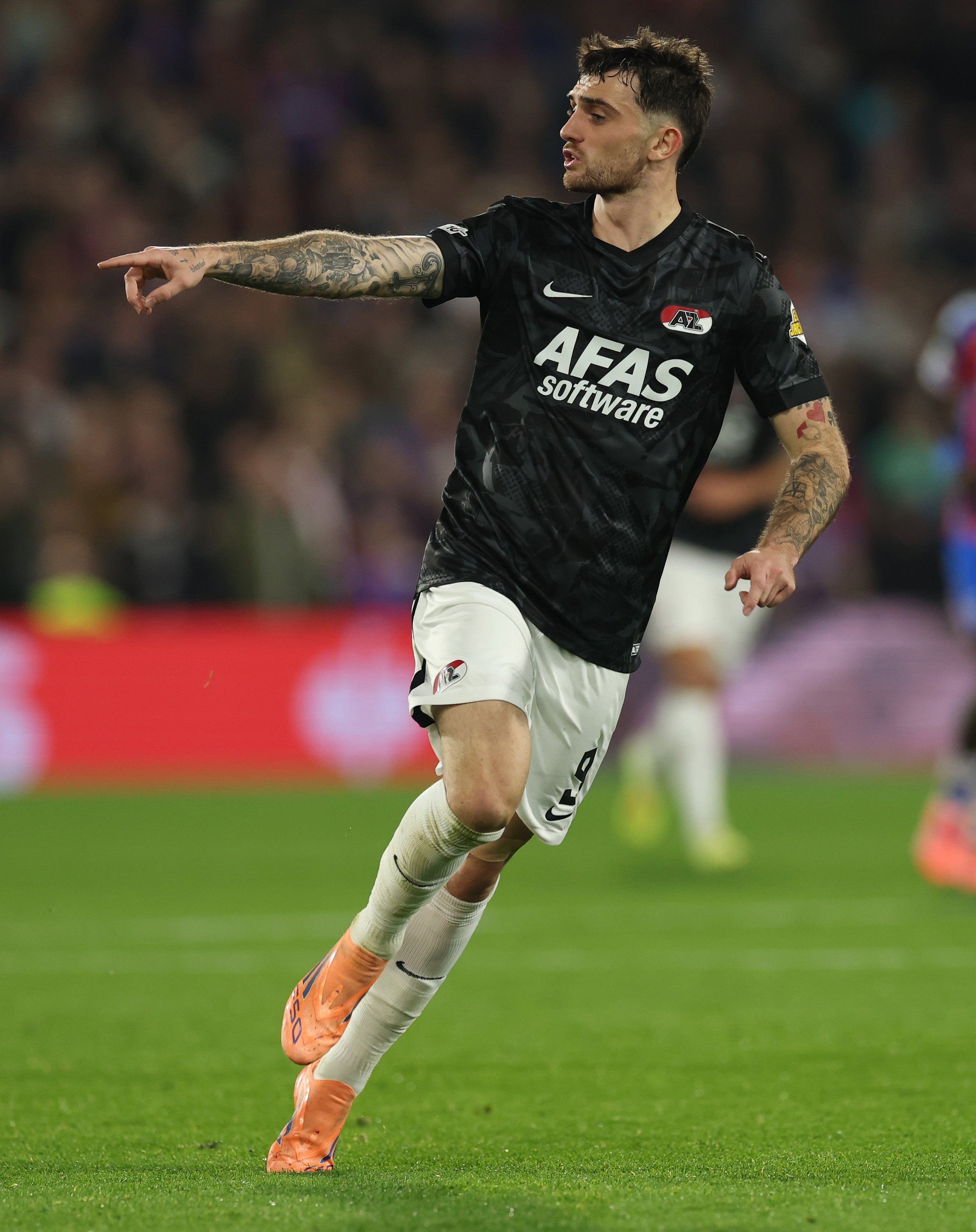 In action for AZ Alkmaar against Crystal Palace in the Conference League