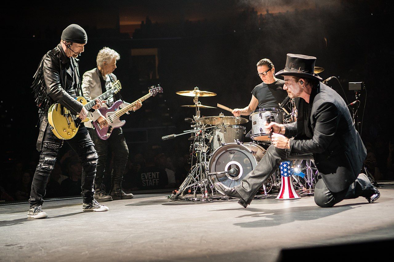 U2 releases new songs criticising USA