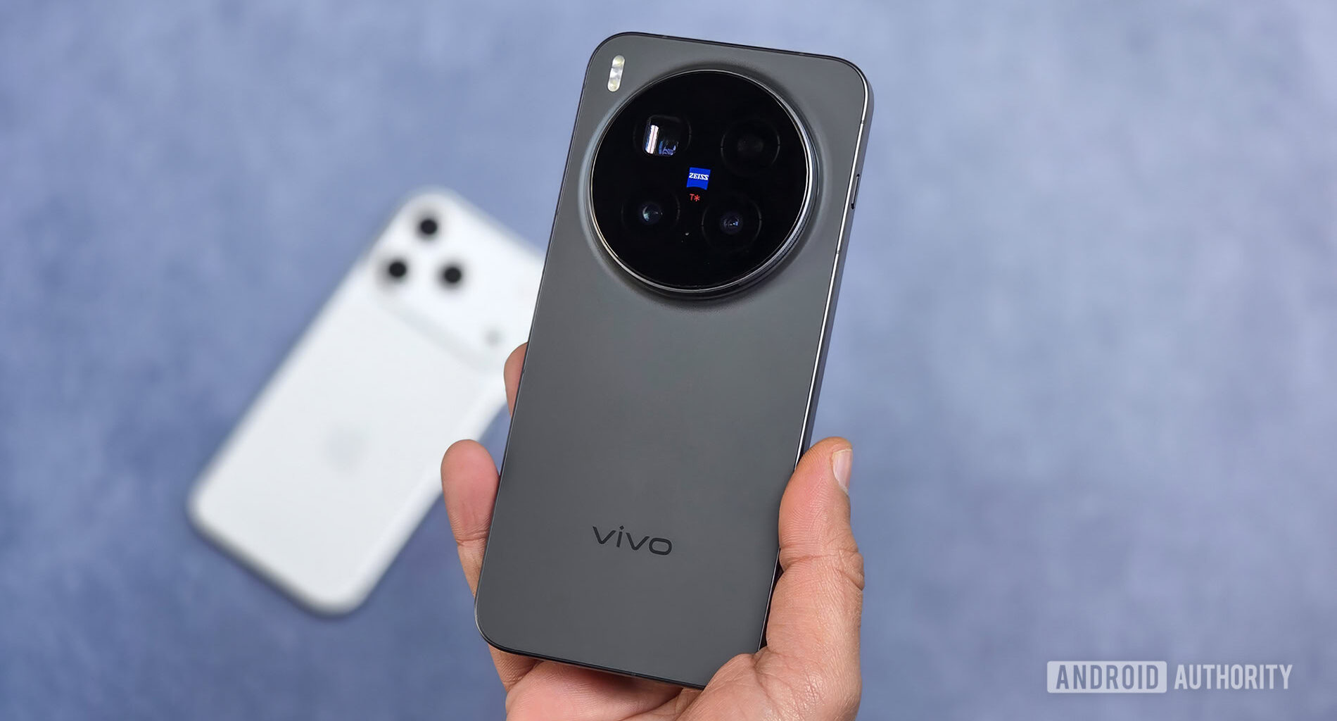 Vivo X300 Pro vs iPhone 17 Po